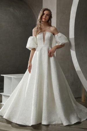 Clean Strapless Satin Jacquard Wedding Dress