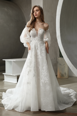 Romantic A-line Detachable Puff Sleeves Wedding Dress